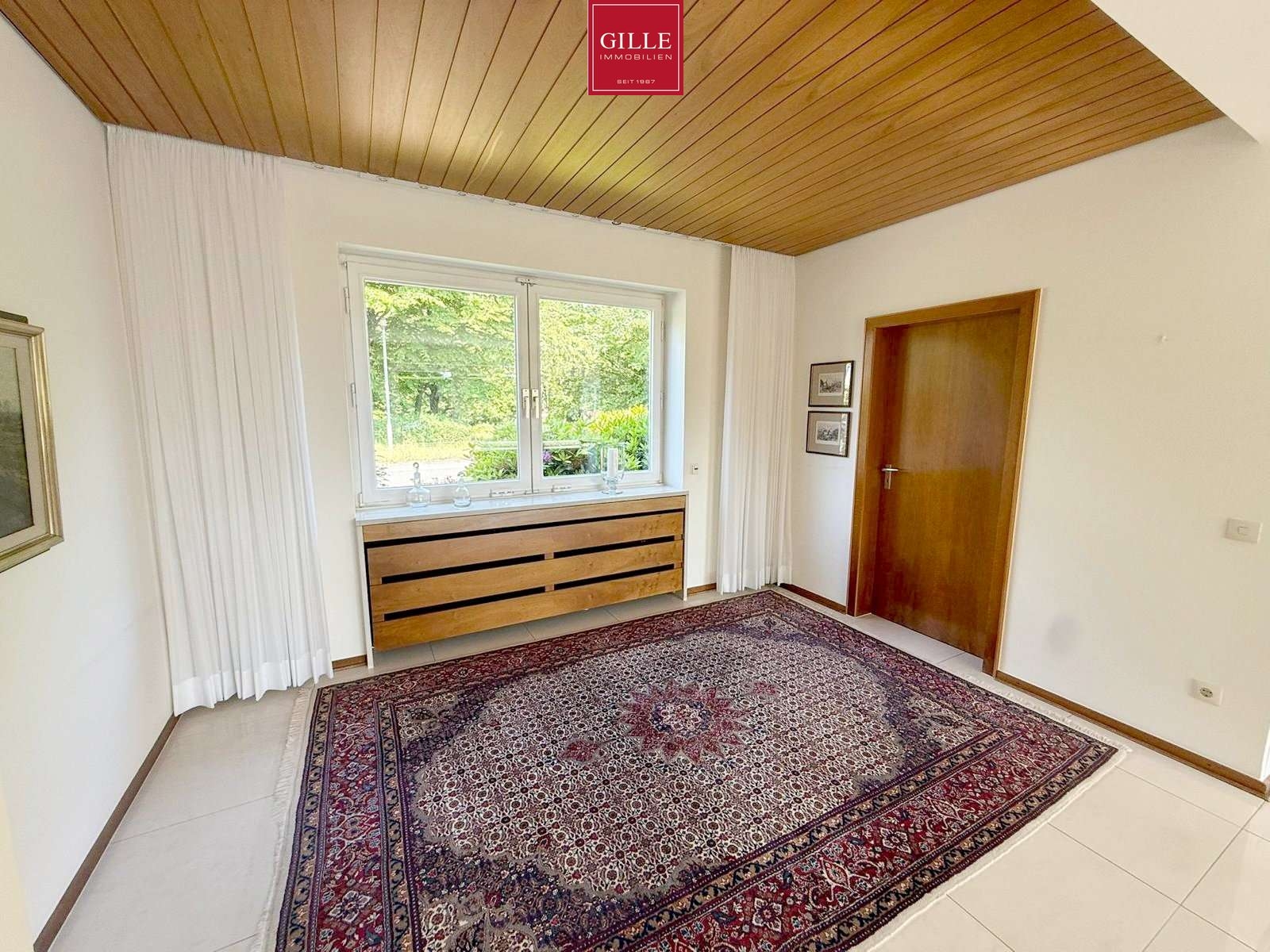 Ansicht 17 von: Stilvoller Bungalow mit beeindruckendem Raumangebot, traumhaftem Garten und Garage in Reuschenberg